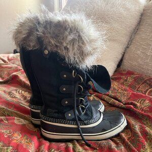 Sorel Women's Joan Of Arctic Waterproof Winter Black Boots USA 7 EUC!